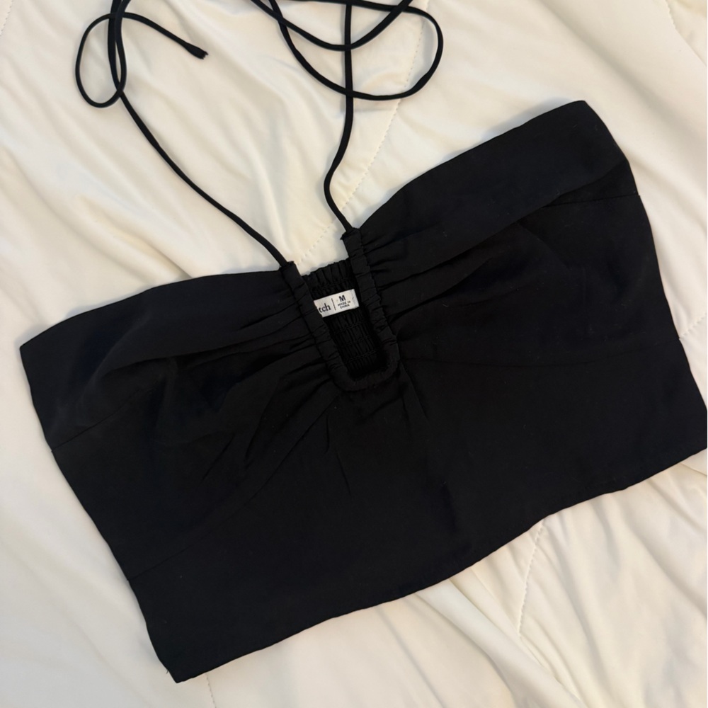 Abercrombie & Fitch cropped halter top